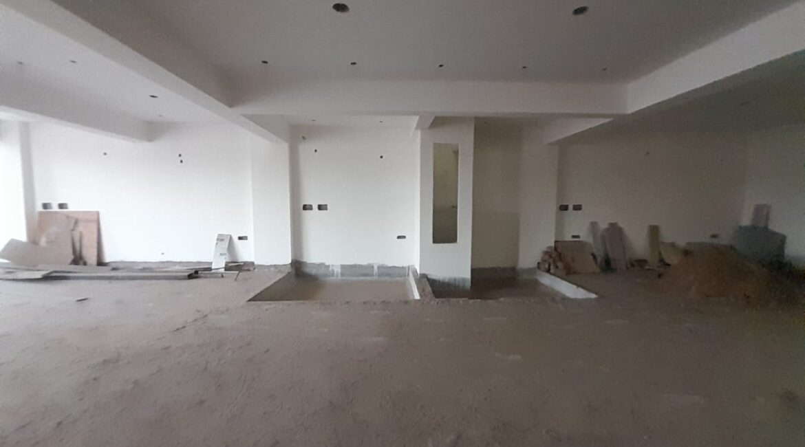 Commercial Space For Office,Shop,Showroom